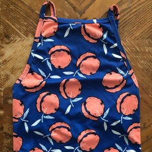 Kortni Jeane squared-up peaches print